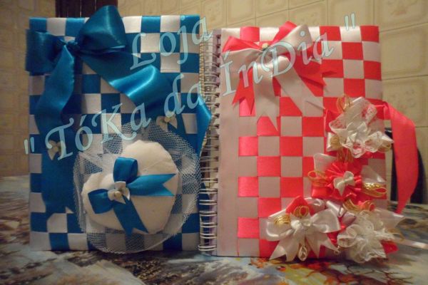 Album de Bebe personalizado com fita de cetim